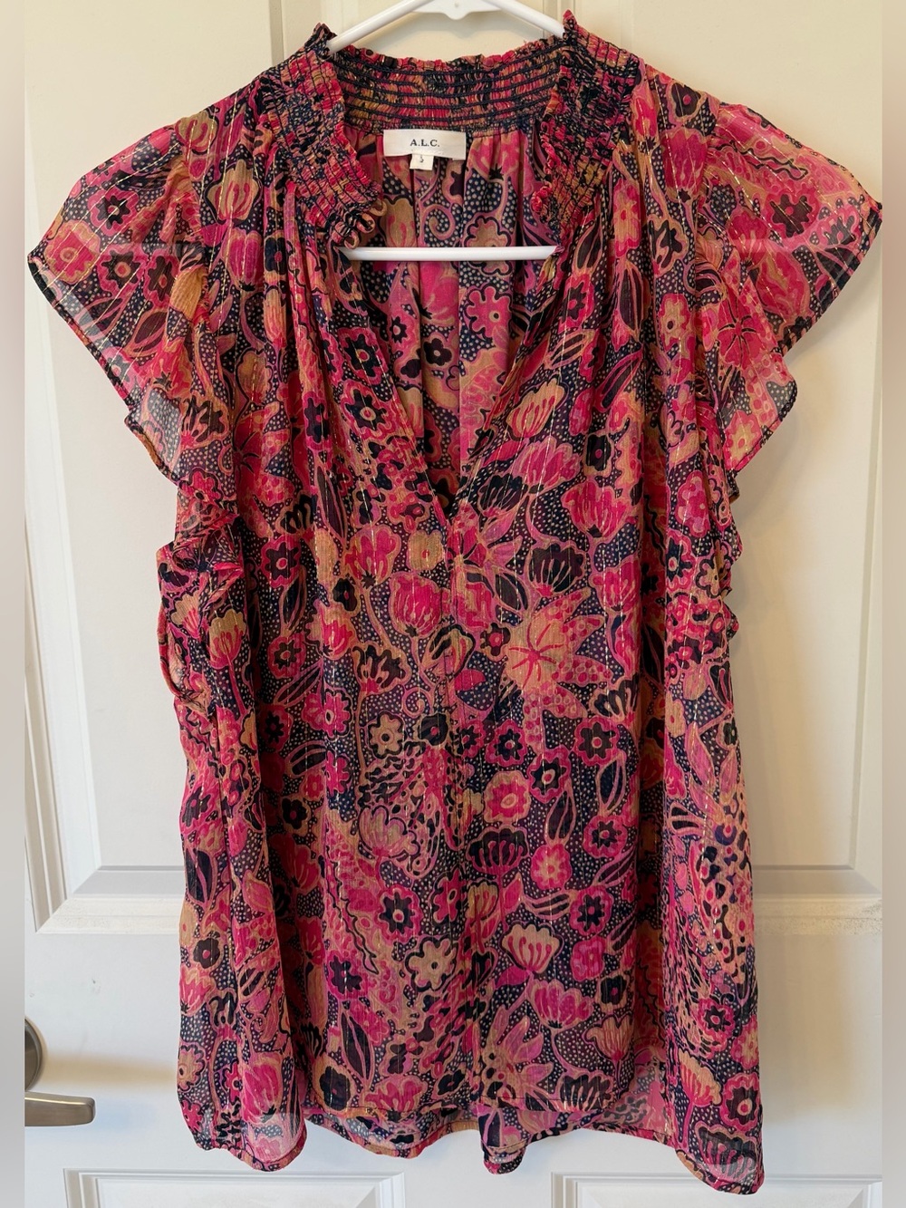 A.L.C. Hayley Floral Metallic Silk Flutter Sleeve Blouse in Size 2 (XS) - Picture 3 of 12